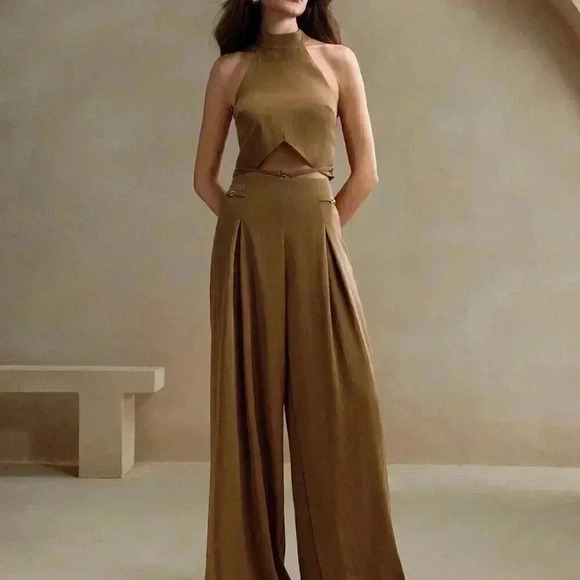 Khaki Sexy Women's Minimalist Style Chain Decor Sleeveless Top And Wide-Leg Pant - Picture 6 of 7